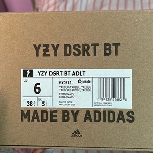Yeezy DSRT BT ADLT